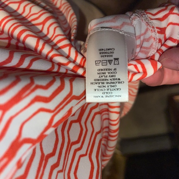 Ann Taylor tank top size M - Picture 3 of 4